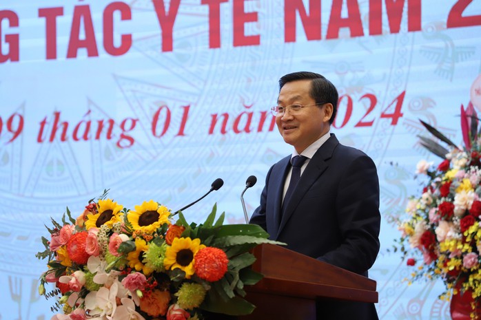 Đề xuất chính sách đãi ngộ phù hợp cho cán bộ y tế- Ảnh 1. Đề xuất chính sách đãi ngộ phù hợp cho cán bộ y tế- Ảnh 1.
