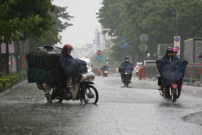 Thời tiết tháng 10 ở TP HCM, Nam Bộ: Mưa lớn trên diện rộng và kéo dài- Ảnh 1. Thời tiết tháng 10 ở TP HCM, Nam Bộ: Mưa lớn trên diện rộng và kéo dài- Ảnh 1.