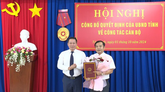 Tây Ninh: Bổ nhiệm Chánh thanh tra tỉnh, Phó Giám đốc Sở Nội vụ- Ảnh 1. Tây Ninh: Bổ nhiệm Chánh thanh tra tỉnh, Phó Giám đốc Sở Nội vụ- Ảnh 1.