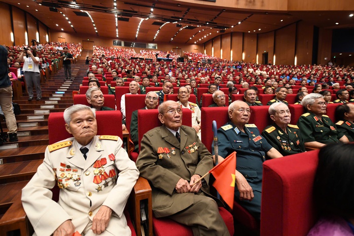 Tổng Bí thư, Chủ tịch nước: Phát triển Thủ đô Hà Nội "Văn hiến - Văn minh - Hiện đại"- Ảnh 3.