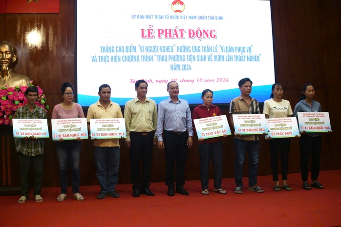 Nhiều hoạt động ý nghĩa trong Tháng cao điểm “Vì người nghèo"- Ảnh 4.