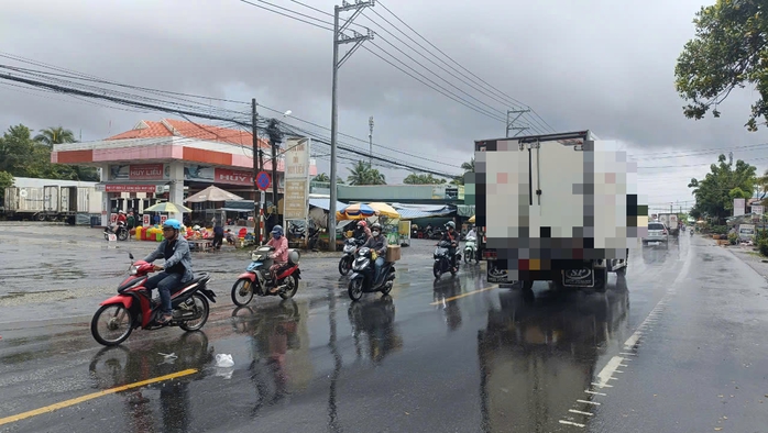 Bé trai ở Bạc Liêu đi bán vé số rồi mất tích bí ẩn- Ảnh 4. Bé trai ở Bạc Liêu đi bán vé số rồi mất tích bí ẩn- Ảnh 4.