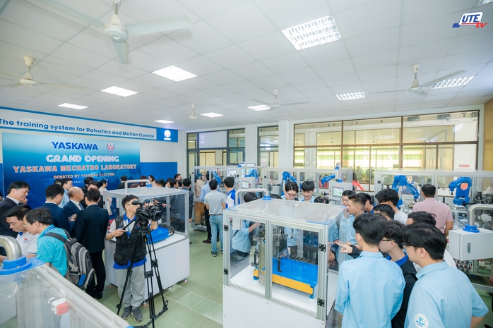 Phòng thí nghiệm tự động hóa và robot tại Trường ĐH Sư phạm Kỹ thuật TP HCM được tài trợ bởi Yaskawa Electric Việt NamẢnh: NGUYỄN HUY Phòng thí nghiệm tự động hóa và robot tại Trường ĐH Sư phạm Kỹ thuật TP HCM được tài trợ bởi Yaskawa Electric Việt NamẢnh: NGUYỄN HUY