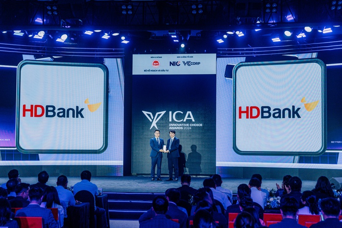 HDBank nhận giải thưởng “Ngân hàng Xanh của năm” tại Better Choice Awards 2024Ảnh: MINH QUÂN HDBank nhận giải thưởng “Ngân hàng Xanh của năm” tại Better Choice Awards 2024Ảnh: MINH QUÂN