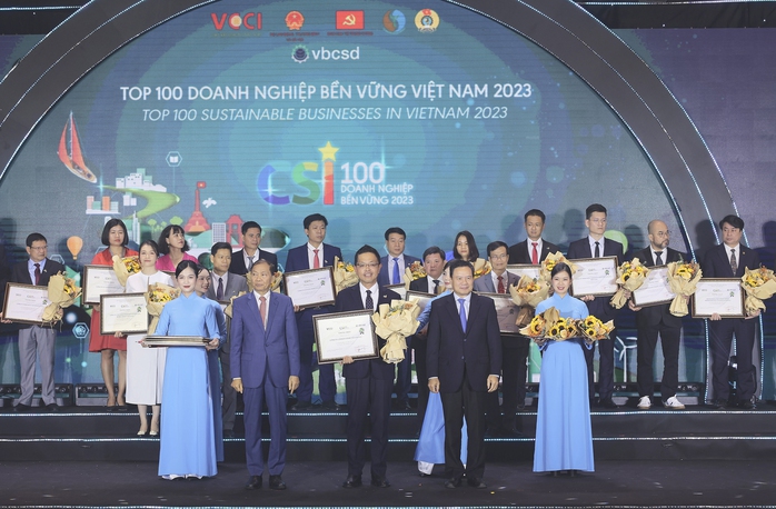 Acecook Việt Nam được vinh danh tốp 100 doanh nghiệp bền vững Việt Nam 2023 do Liên đoàn Thương mại và Công nghiệp Việt Nam cùng Hội đồng Doanh nghiệp vì sự phát triển bền vững Việt Nam tổ chức Acecook Việt Nam được vinh danh tốp 100 doanh nghiệp bền vững Việt Nam 2023 do Liên đoàn Thương mại và Công nghiệp Việt Nam cùng Hội đồng Doanh nghiệp vì sự phát triển bền vững Việt Nam tổ chức