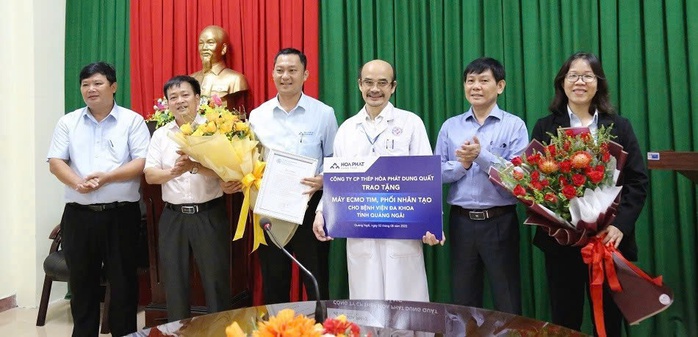 Công ty CP Thép Hòa Phát Dung Quất tài trợ mới máy thở ECMO tim, phổi nhân tạo cho Bệnh viện Đa khoa tỉnh Quảng Ngãi Công ty CP Thép Hòa Phát Dung Quất tài trợ mới máy thở ECMO tim, phổi nhân tạo cho Bệnh viện Đa khoa tỉnh Quảng Ngãi