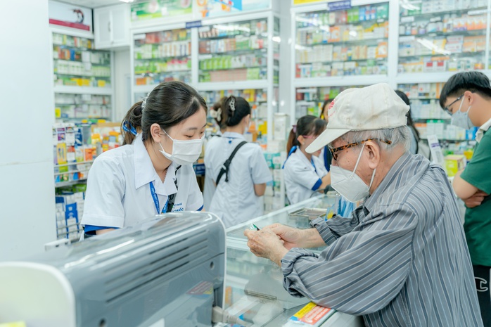 “Chuyên gia thuốc” phát triển thần tốc- Ảnh 1. “Chuyên gia thuốc” phát triển thần tốc- Ảnh 1.