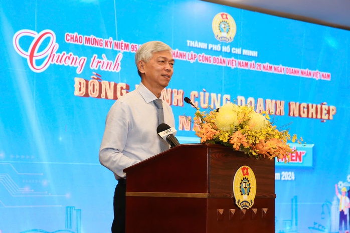 LĐLĐ TP HCM tôn vinh 23 chủ doanh nghiệp hết lòng vì người lao động- Ảnh 6. LĐLĐ TP HCM tôn vinh 23 chủ doanh nghiệp hết lòng vì người lao động- Ảnh 6.