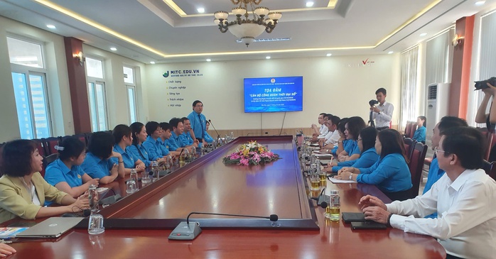 Chuyển đổi số để nâng cao hiệu quả hoạt động Công đoàn- Ảnh 2. Chuyển đổi số để nâng cao hiệu quả hoạt động Công đoàn- Ảnh 2.