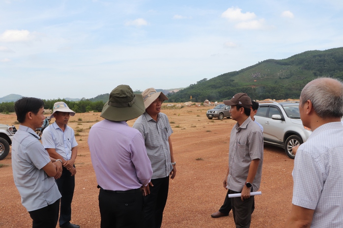 Chủ tịch Quảng Nam yêu cầu BQL dự án đầu tư xây dựng tỉnh kiểm điểm- Ảnh 1. Chủ tịch Quảng Nam yêu cầu BQL dự án đầu tư xây dựng tỉnh kiểm điểm- Ảnh 1.