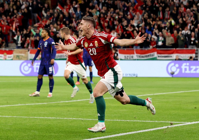 Hà Lan thoát thua Hungary ngoạn mục dù Van Dijk bị thẻ đỏ- Ảnh 3. Hà Lan thoát thua Hungary ngoạn mục dù Van Dijk bị thẻ đỏ- Ảnh 3.