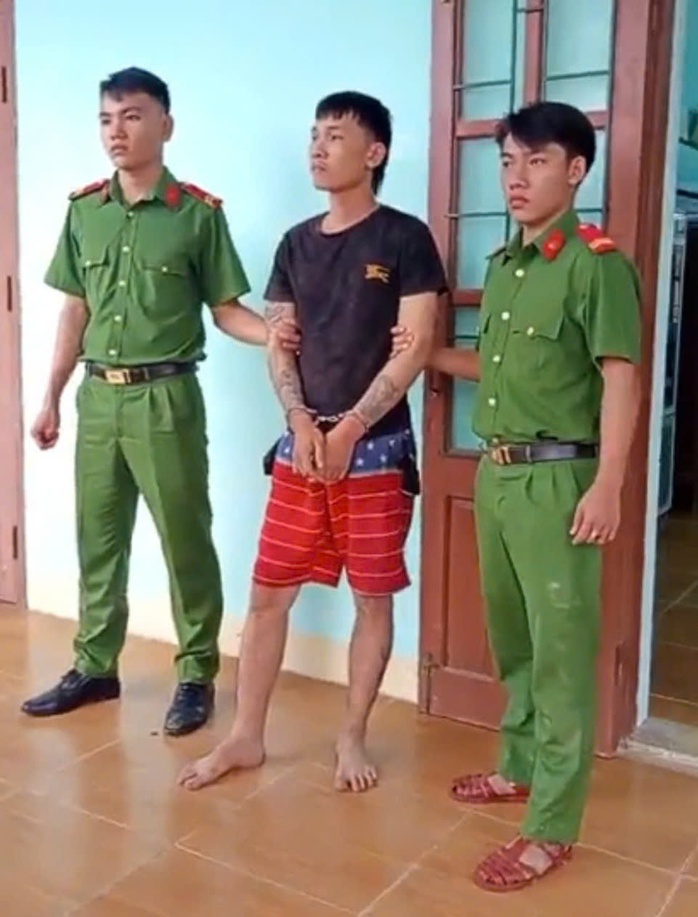 Bắt kẻ hủy hoại tài sản tại quán nhậu Bờ Đê- Ảnh 1. Bắt kẻ hủy hoại tài sản tại quán nhậu Bờ Đê- Ảnh 1.