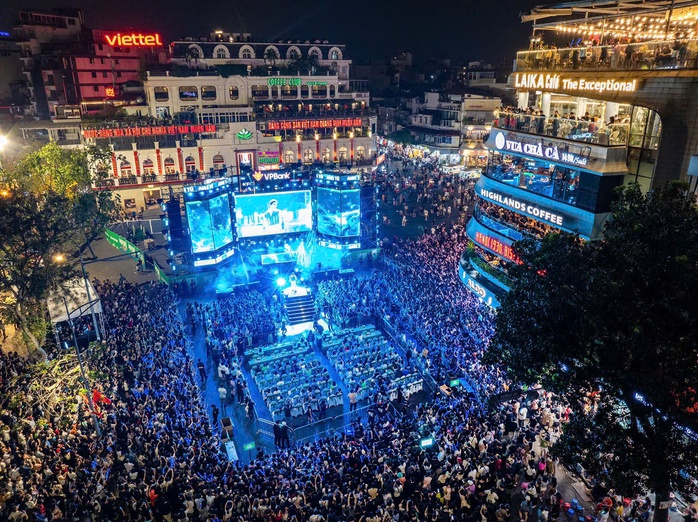 Giải chạy VPIM 2024: Cung đường độc đáo kết hợp chạy bộ và âm nhạc- Ảnh 3. Giải chạy VPIM 2024: Cung đường độc đáo kết hợp chạy bộ và âm nhạc- Ảnh 3.