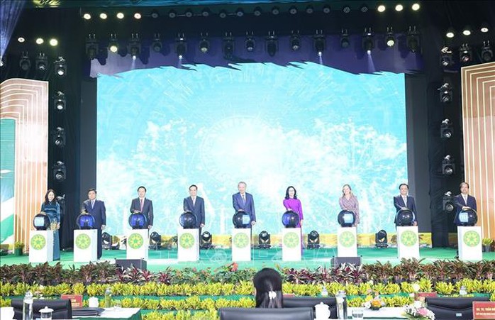 Tổng Bí thư, Chủ tịch nước Tô Lâm: Tự chủ đại học thực chất hơn và ở tầm cao mới- Ảnh 4. Tổng Bí thư, Chủ tịch nước Tô Lâm: Tự chủ đại học thực chất hơn và ở tầm cao mới- Ảnh 4.