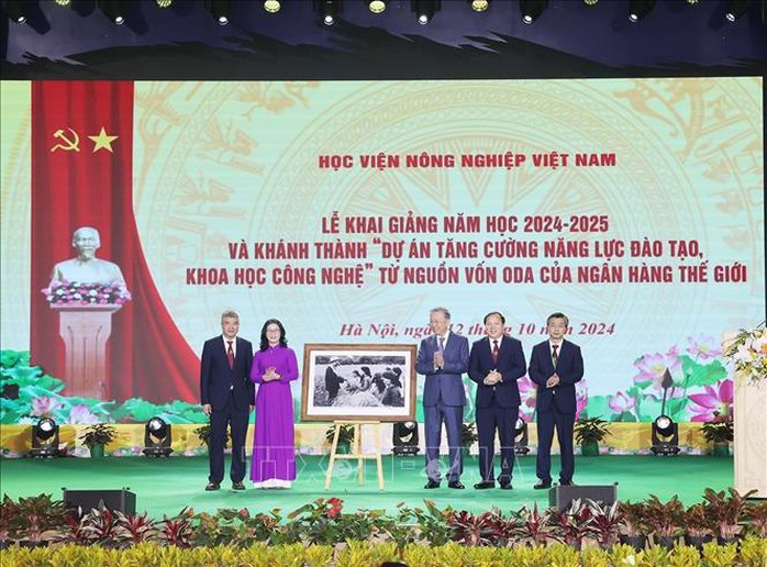Tổng Bí thư, Chủ tịch nước Tô Lâm: Tự chủ đại học thực chất hơn và ở tầm cao mới- Ảnh 3. Tổng Bí thư, Chủ tịch nước Tô Lâm: Tự chủ đại học thực chất hơn và ở tầm cao mới- Ảnh 3.