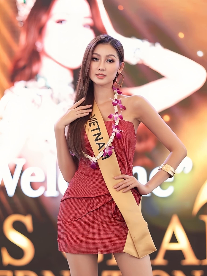 Người đẹp Việt diện bikini nóng bỏng- Ảnh 6. Người đẹp Việt diện bikini nóng bỏng- Ảnh 6.