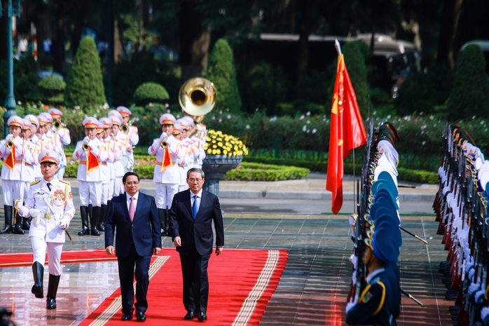 Thủ tướng Phạm Minh Chính chủ trì lễ đón Thủ tướng Trung Quốc Lý Cường- Ảnh 2. Thủ tướng Phạm Minh Chính chủ trì lễ đón Thủ tướng Trung Quốc Lý Cường- Ảnh 2.