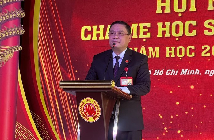 Lãnh đạo trường học thẳng thắn đối thoại với phụ huynh- Ảnh 2. Lãnh đạo trường học thẳng thắn đối thoại với phụ huynh- Ảnh 2.