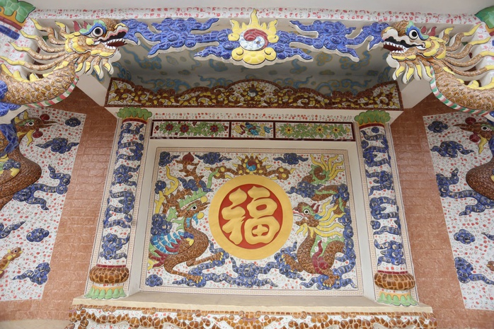 Khám phá lăng mộ nguy nga của 2 vợ chồng đang sống ở "thành phố" An Bằng- Ảnh 9. Khám phá lăng mộ nguy nga của 2 vợ chồng đang sống ở "thành phố" An Bằng- Ảnh 9.