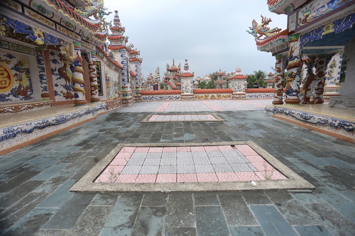 Khám phá lăng mộ nguy nga của 2 vợ chồng đang sống ở "thành phố" An Bằng- Ảnh 12. Khám phá lăng mộ nguy nga của 2 vợ chồng đang sống ở "thành phố" An Bằng- Ảnh 12.