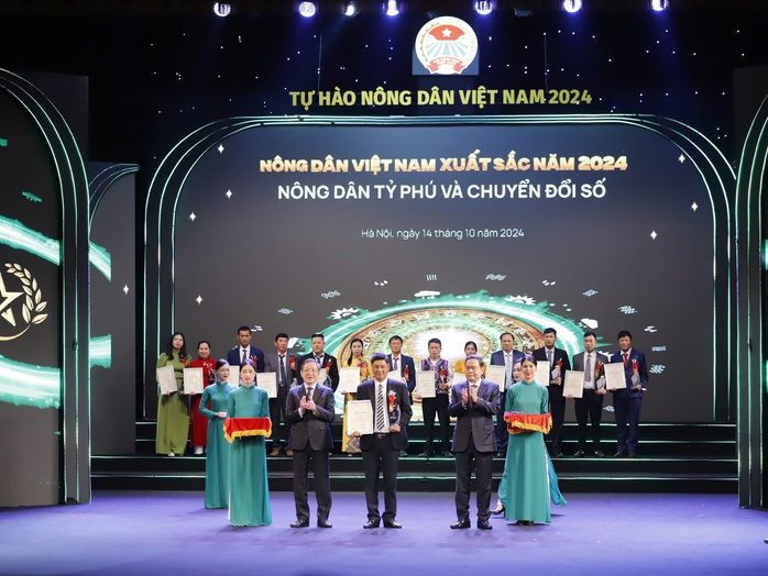 Nông dân tỉ phú là tấm gương người thật, việc thật về sản xuất giỏi- Ảnh 1. Nông dân tỉ phú là tấm gương người thật, việc thật về sản xuất giỏi- Ảnh 1.