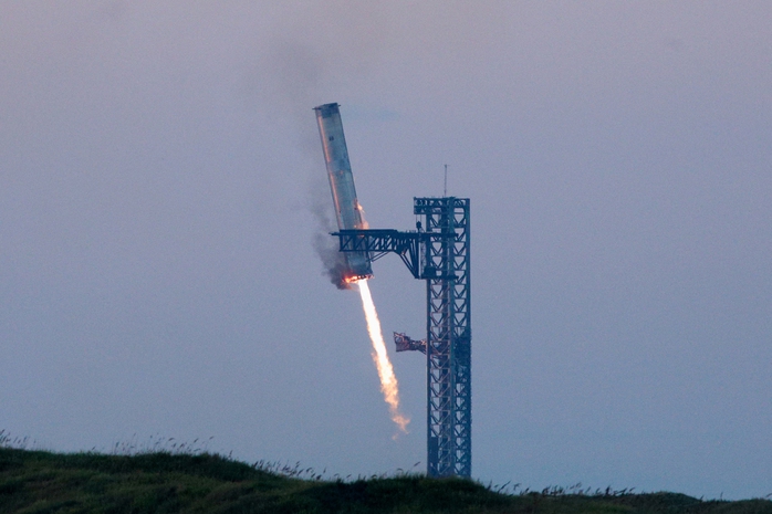 Cột mốc quan trọng mới của SpaceX- Ảnh 1. Cột mốc quan trọng mới của SpaceX- Ảnh 1.