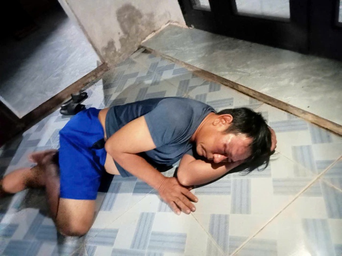 Vụ người đàn ông bị đánh sau khi làm thơ trên Facebook: Nhóm đối tượng khai gì?- Ảnh 1. Vụ người đàn ông bị đánh sau khi làm thơ trên Facebook: Nhóm đối tượng khai gì?- Ảnh 1.