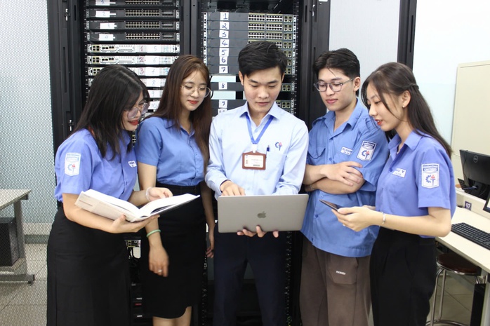 TP HCM tăng cường thu hút lao động có tay nghề- Ảnh 1. TP HCM tăng cường thu hút lao động có tay nghề- Ảnh 1.