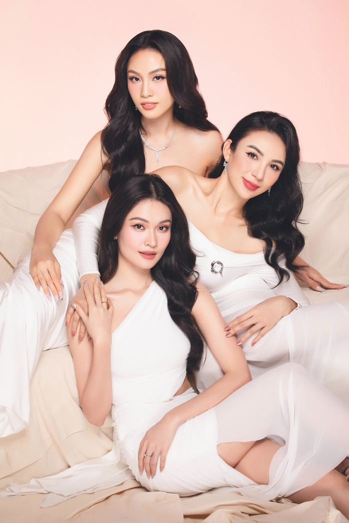 Bức ảnh khiến dân Ngoại thương tự hào- Ảnh 1. Bức ảnh khiến dân Ngoại thương tự hào- Ảnh 1.
