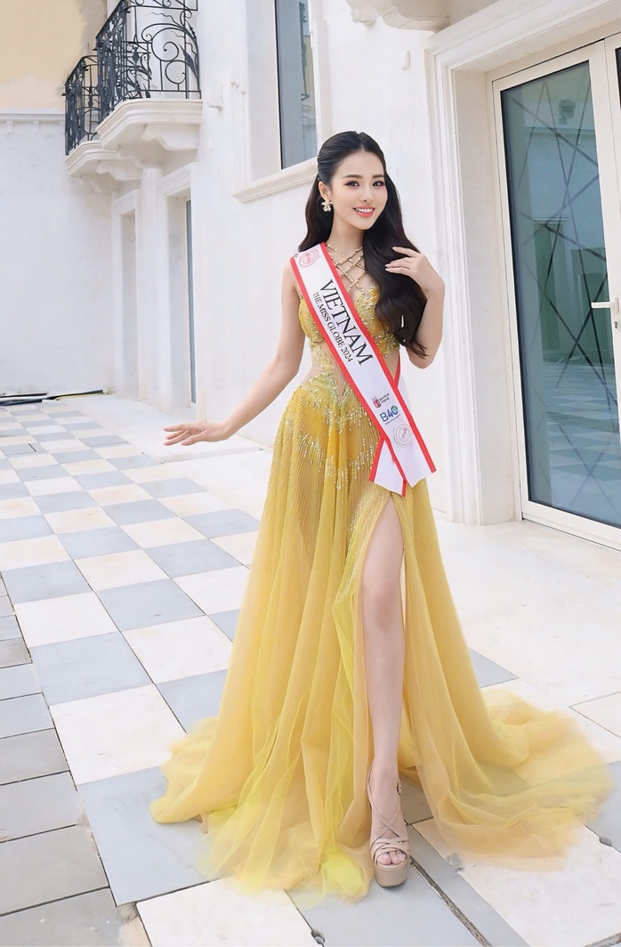 Những 'bộ cánh' giúp á hậu Đỗ Hà Trang ghi điểm tại "Hoa hậu Hoàn cầu quốc tế 2024"- Ảnh 5. Những 'bộ cánh' giúp á hậu Đỗ Hà Trang ghi điểm tại "Hoa hậu Hoàn cầu quốc tế 2024"- Ảnh 5.