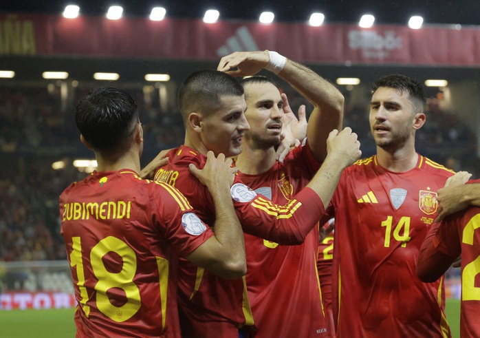 Tây Ban Nha bùng nổ, chiếm ngôi đầu vòng bảng Nations League- Ảnh 7. Tây Ban Nha bùng nổ, chiếm ngôi đầu vòng bảng Nations League- Ảnh 7.