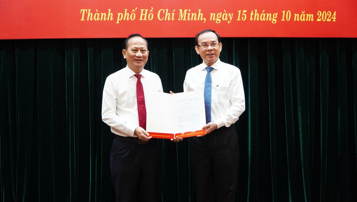 Ông Trần Văn Nam giữ chức Bí thư Đảng ủy Khối Dân - Chính - Đảng TP HCM- Ảnh 1. Ông Trần Văn Nam giữ chức Bí thư Đảng ủy Khối Dân - Chính - Đảng TP HCM- Ảnh 1.