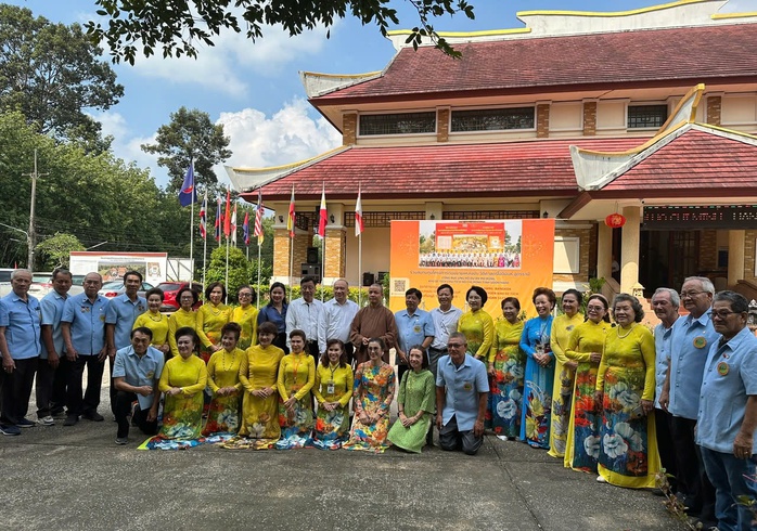 Kh&aacute;nh th&agrave;nh Cổng phố văn h&oacute;a Th&aacute;i Lan - Việt Nam- Ảnh 7.