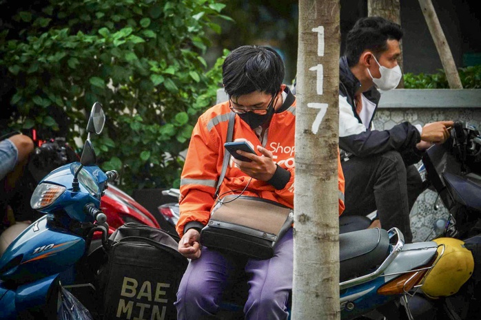 Chuyển đổi nghề nghiệp cho người lao động: Tưởng dễ mà khó- Ảnh 1. Chuyển đổi nghề nghiệp cho người lao động: Tưởng dễ mà khó- Ảnh 1.