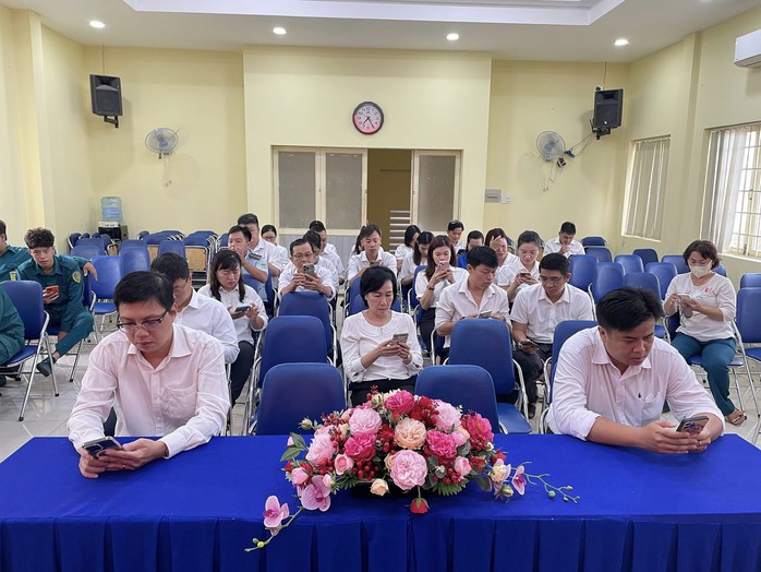 LĐLĐ TP HCM trao giải hội thi trực tuyến tìm hiểu về tổ chức Công đoàn - Ảnh 2. LĐLĐ TP HCM trao giải hội thi trực tuyến tìm hiểu về tổ chức Công đoàn - Ảnh 2.
