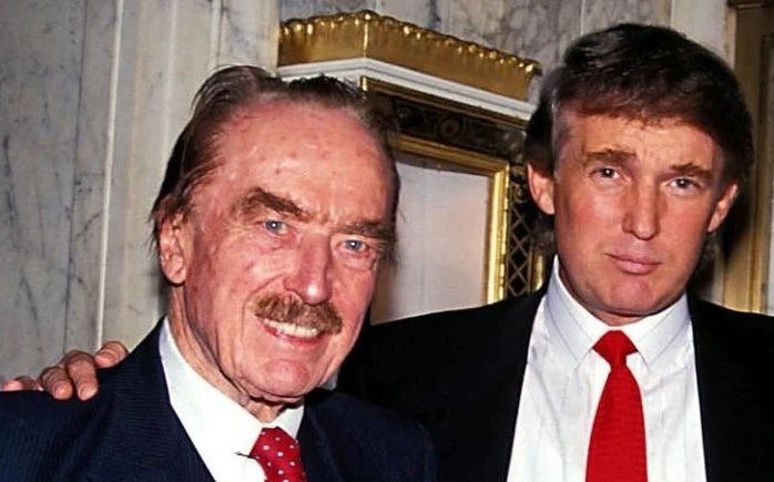 Donald Trump và cha, Fred Trump, năm 1992. Ảnh: Splash News. Donald Trump và cha, Fred Trump, năm 1992. Ảnh: Splash News.