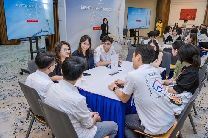 Tạo dựng môi trường làm việc bền vững- Ảnh 1. Tạo dựng môi trường làm việc bền vững- Ảnh 1.