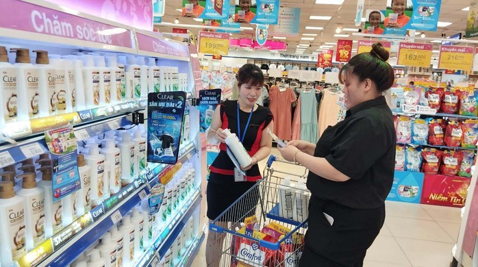 Co.opmart tặng quà cho phái đẹp- Ảnh 4. Co.opmart tặng quà cho phái đẹp- Ảnh 4.
