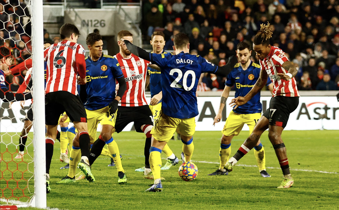 Zidane bí mật đàm phán với Man United, Ten Hag đếm từng ngày ra đi- Ảnh 2. Zidane bí mật đàm phán với Man United, Ten Hag đếm từng ngày ra đi- Ảnh 2.