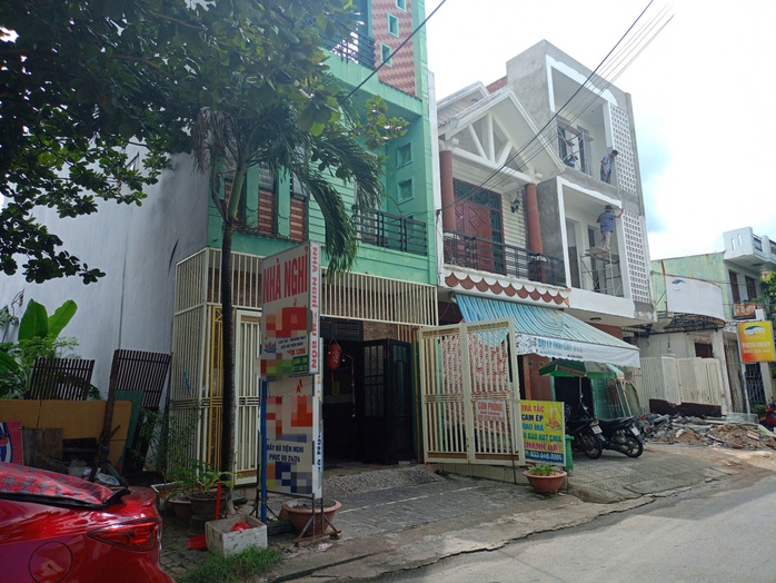 Mâu thuẫn tình cảm, một phụ nữ bị sát hại trong nhà nghỉ- Ảnh 2. Mâu thuẫn tình cảm, một phụ nữ bị sát hại trong nhà nghỉ- Ảnh 2.
