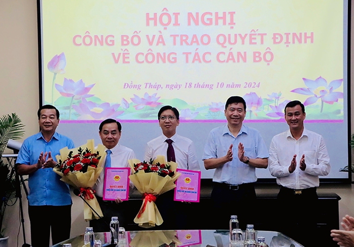 Chủ tịch UBND tỉnh Đồng Tháp chủ trì 2 sự kiện quan trọng- Ảnh 3. Chủ tịch UBND tỉnh Đồng Tháp chủ trì 2 sự kiện quan trọng- Ảnh 3.