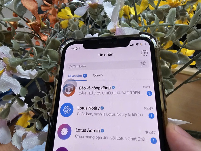Một ứng dụng chat Việt vừa trình làng, có thể đối đầu với "ông lớn" Messenger?- Ảnh 2. Một ứng dụng chat Việt vừa trình làng, có thể đối đầu với "ông lớn" Messenger?- Ảnh 2.