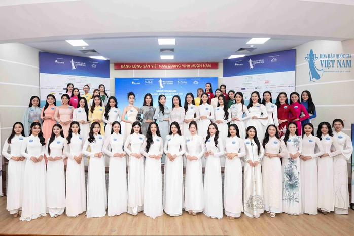 Thạc sĩ, MC, giảng viên đổ bộ "Hoa hậu Quốc gia Việt Nam"- Ảnh 1. Thạc sĩ, MC, giảng viên đổ bộ "Hoa hậu Quốc gia Việt Nam"- Ảnh 1.