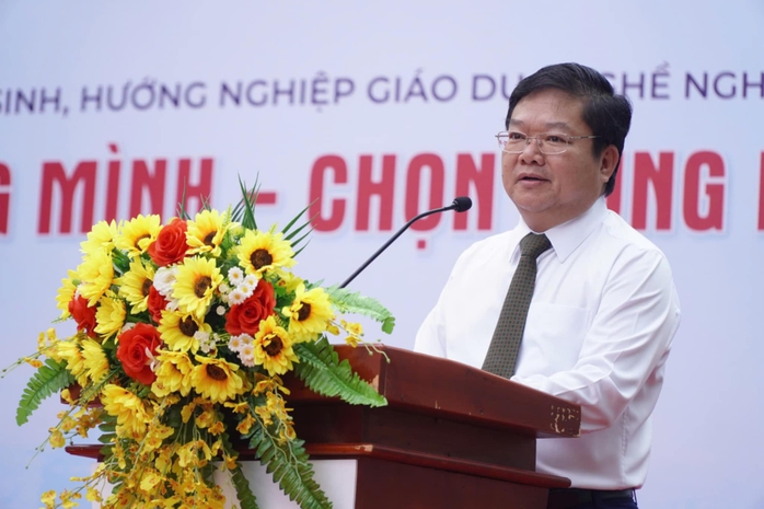 Giúp học sinh chọn đúng nghề từ những câu hỏi đơn giản- Ảnh 8. Giúp học sinh chọn đúng nghề từ những câu hỏi đơn giản- Ảnh 8.