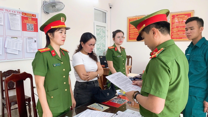 Cho vay 1,63 tỉ đồng, thu lãi 310 triệu- Ảnh 2. Cho vay 1,63 tỉ đồng, thu lãi 310 triệu- Ảnh 2.