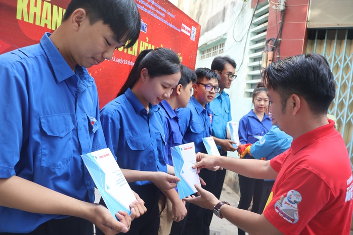 TP HCM: Khánh thành "Đường cờ Tổ quốc" tại quận 3- Ảnh 4. TP HCM: Khánh thành "Đường cờ Tổ quốc" tại quận 3- Ảnh 4.