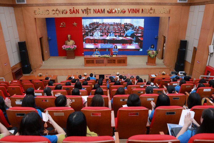 Ban hành tiêu chí cụ thể về "Giỏi việc nước", "đảm việc nhà"- Ảnh 3. Ban hành tiêu chí cụ thể về "Giỏi việc nước", "đảm việc nhà"- Ảnh 3.