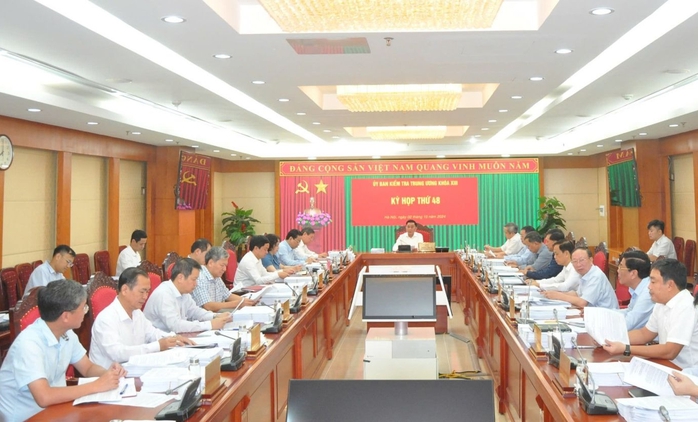 Toàn cảnh buổi họpẢnh: UBKT Trung ương Toàn cảnh buổi họpẢnh: UBKT Trung ương
