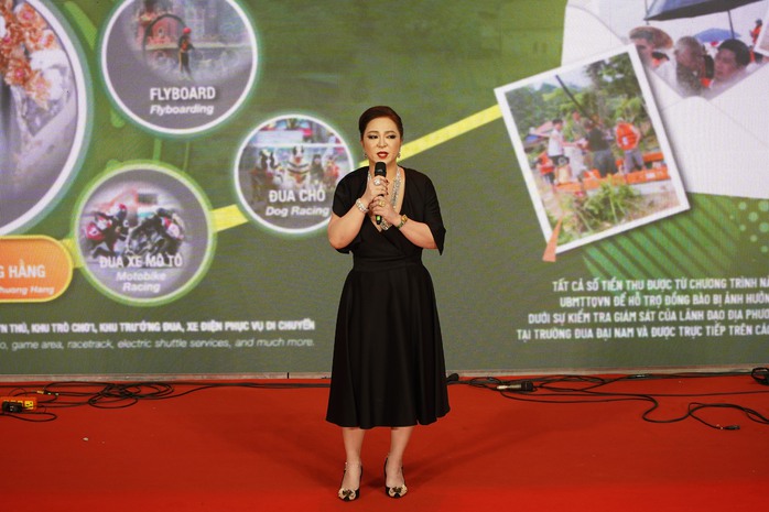 Vì sao bà Nguyễn Phương Hằng quyết định "không bao giờ livestream"? - Ảnh 1. Vì sao bà Nguyễn Phương Hằng quyết định "không bao giờ livestream"? - Ảnh 1.