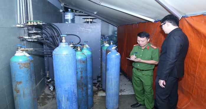 Công an Đồng Nai lật tẩy bí mật trong các quán bar, vũ trường trá hình- Ảnh 6. Công an Đồng Nai lật tẩy bí mật trong các quán bar, vũ trường trá hình- Ảnh 6.